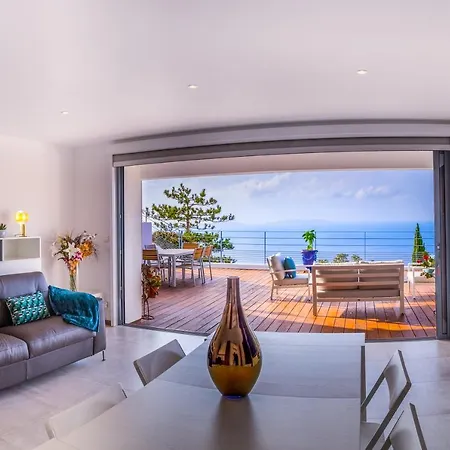 Vistazur Hotel 4*