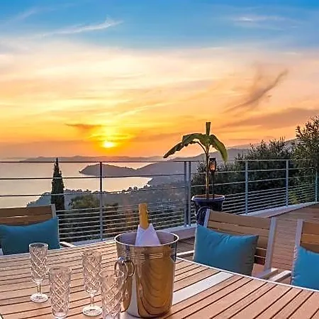 Vistazur Отель